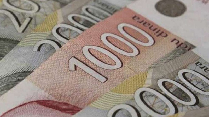 Kako do 10.000 dinara za srednjoškolce
